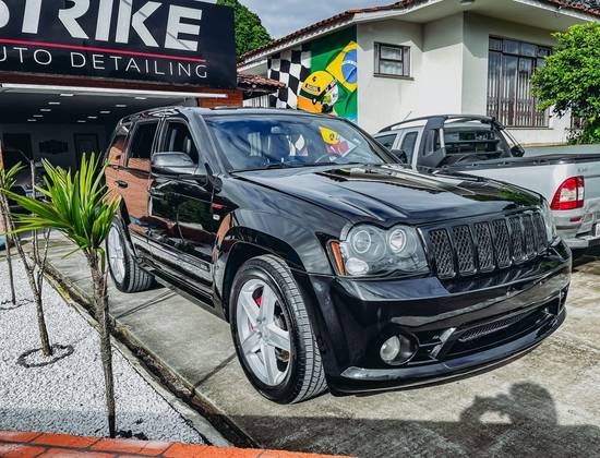 JEEP GRAND CHEROKEE 6.1 SRT8 4X4 V8 16V GASOLINA 4P AUTOMÁTICO
